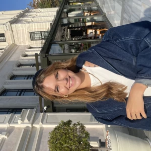 Profile picture of Alexandra