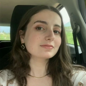 Profile picture of Aya