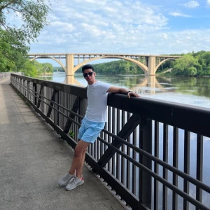 Profile picture of Aziz